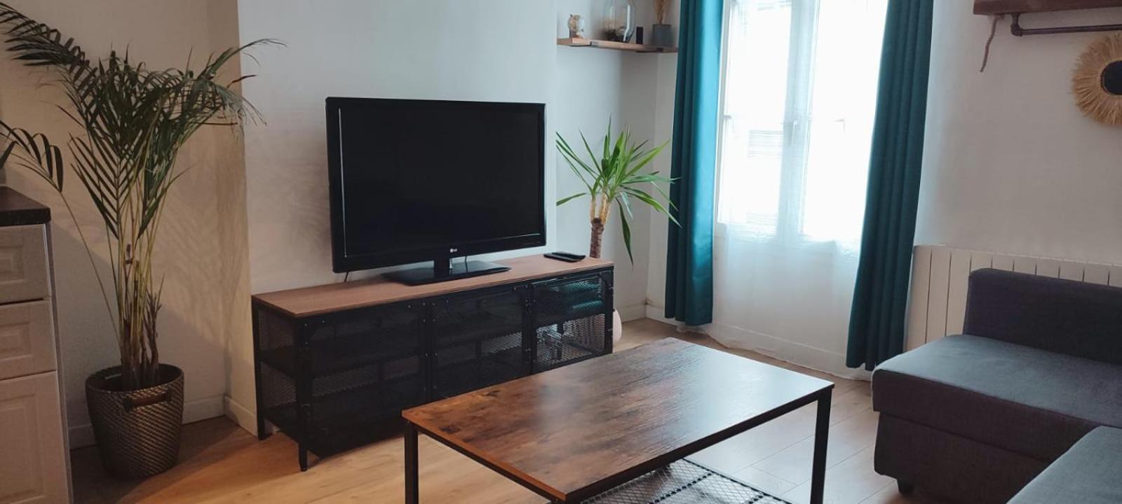 Porte De Paris, 4 Voyageurs, Wifi, Jeux Olympiques Apartment Vincennes Exterior photo